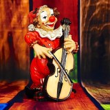 クラウン？ピエロ？人の心を掴むその裏に隠された歴史とは？